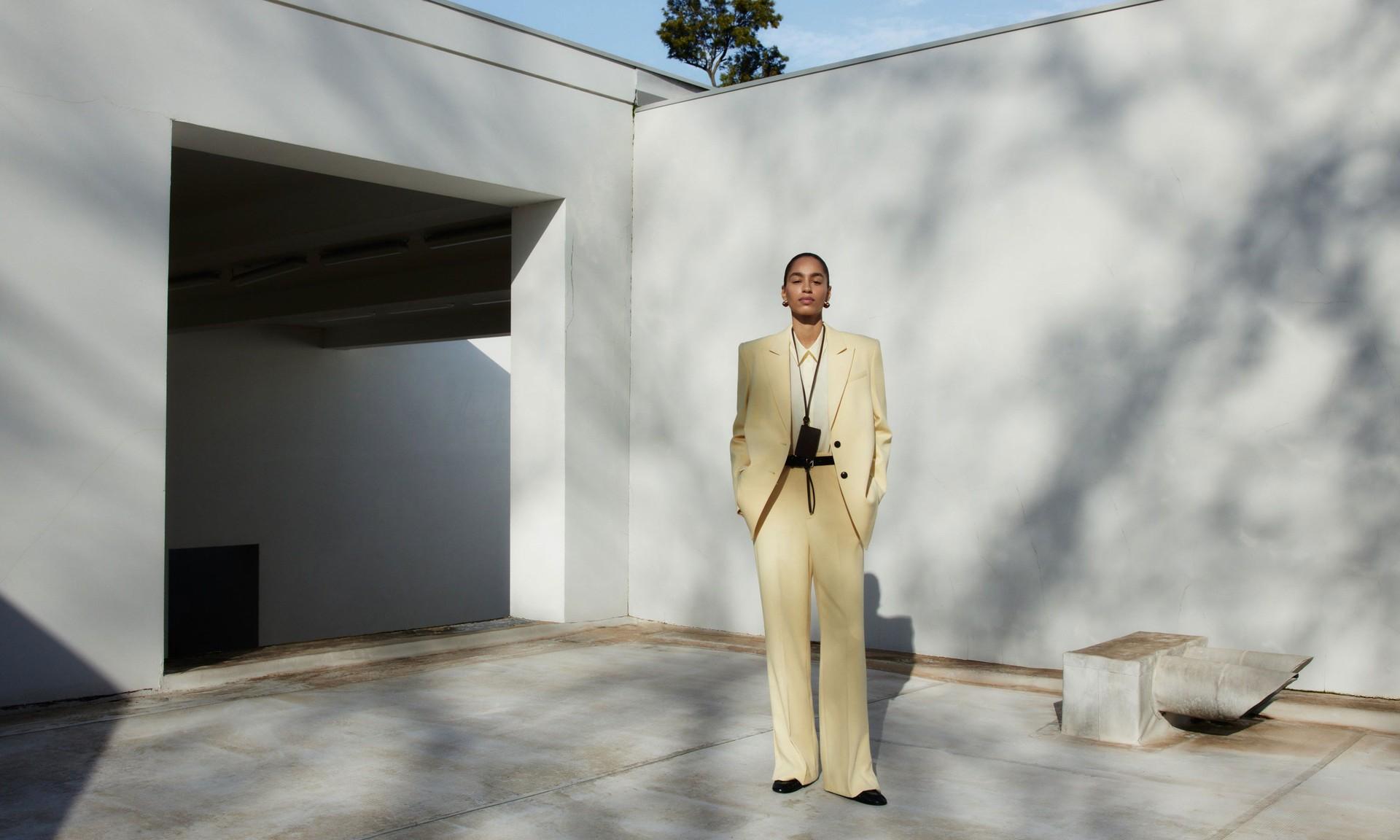 Straight Single-Breasted Blazer