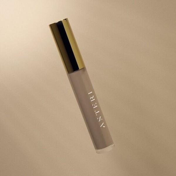 Aura Radiant Concealer