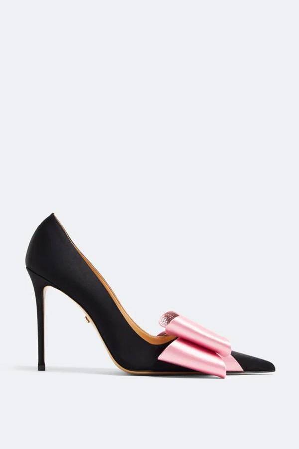 Le Cadeau Pumps