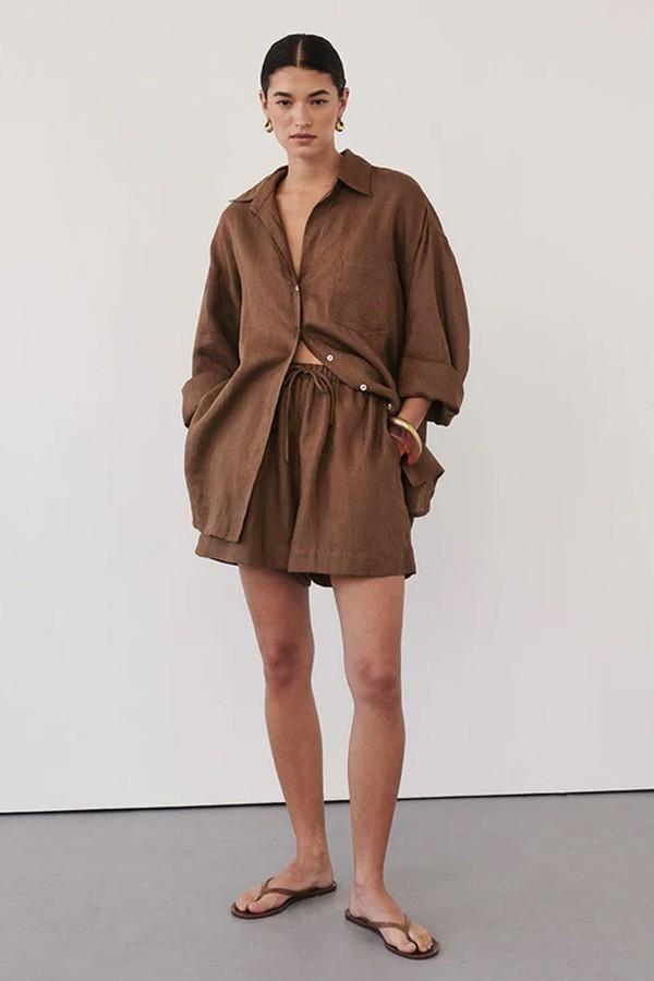 Lune Fondant Linen Shorts from DISSH