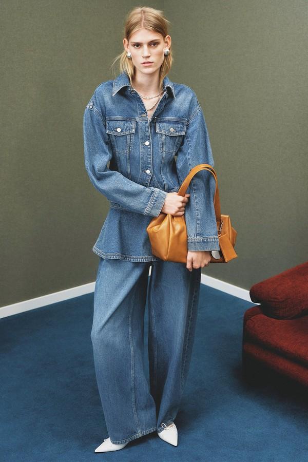 Fitted Denim Jacket With Pockets