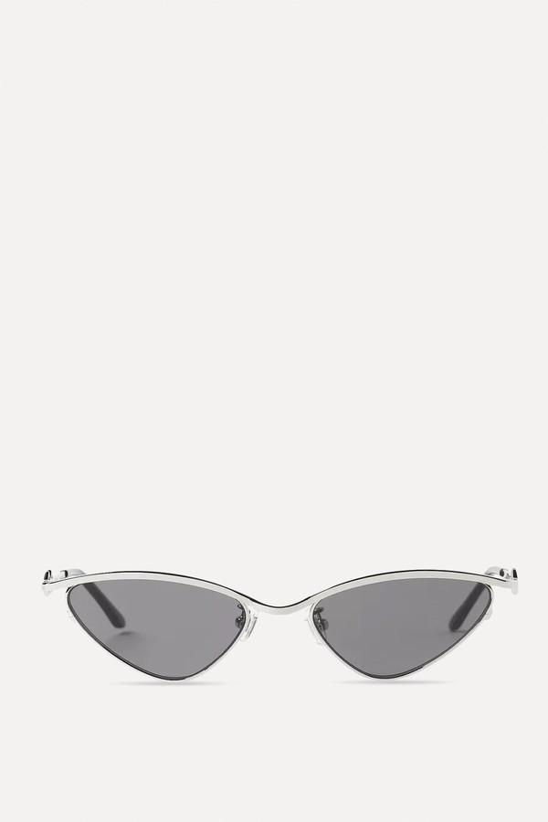 3 Cool Ways To Wear A Bow Blouse