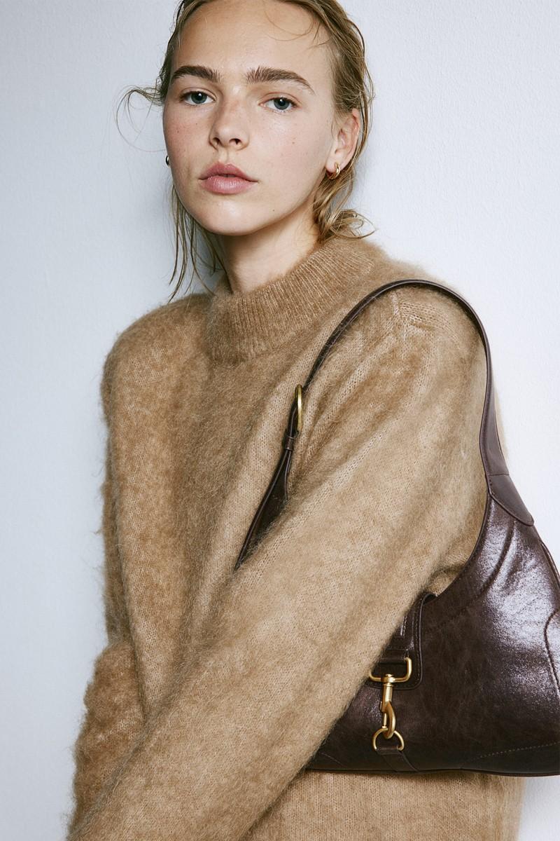 Shoulder Bag, AED 169 