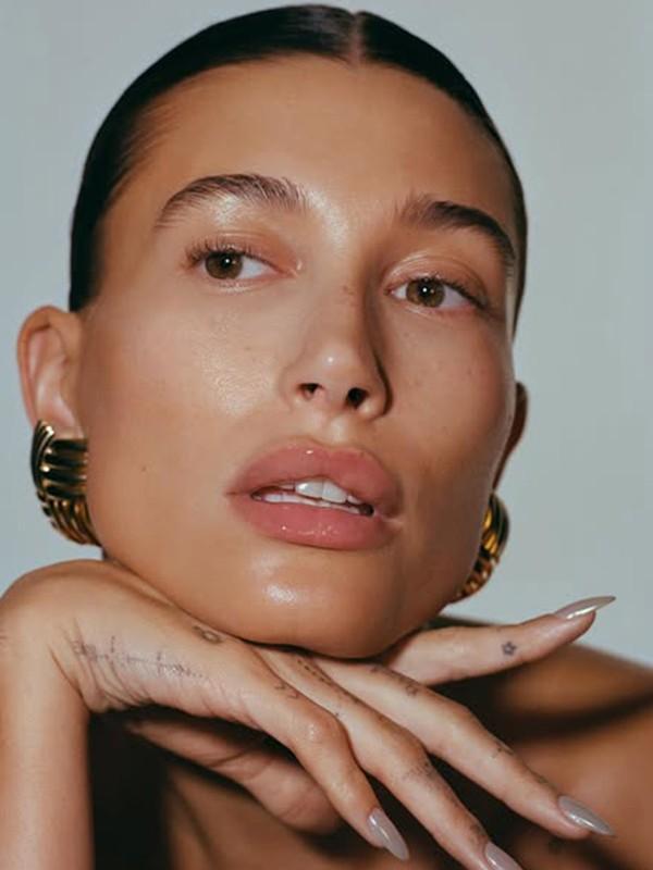 9 Beauty Products To Try For The Glazed Skin Trend