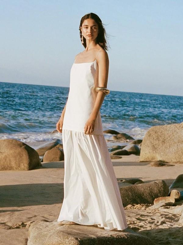 The Round Up: White Dresses